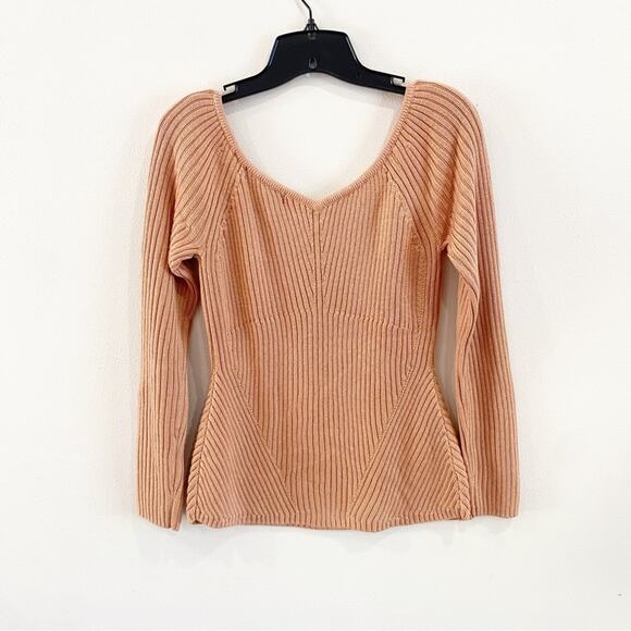 BCBGMAXAZRIA Merino Wool Blend Ribbed Off Shoulder Sweater Top Blush Sz M - Picture 3 of 8